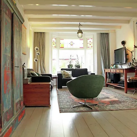 Charming * Heiloo
